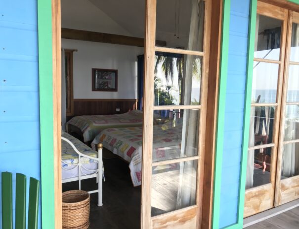 Blue Mango tropical beachfront villa with ocean views and terrace in Río Hato, Panama by Bannaba Stays