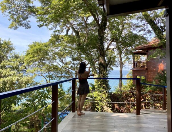 Private beachfront villa with ocean views and wraparound terrace on Saboga Island, Panama by Bannaba Stays (22)